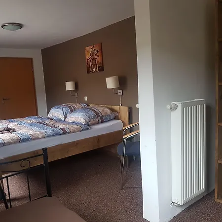 Gæstehus Landgasthof Nesselbach 3*